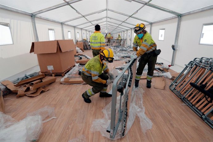 Montaje del hospital de campaña