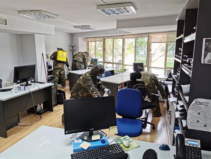 La Armada realiza labores de desinfección en Hospitalidad Santa Teresa y hospital Perpetuo Socorro