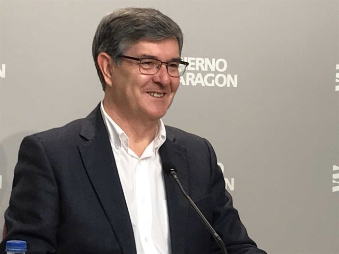 El portavoz del grupo parlamentario socialista, Vicente Guillén