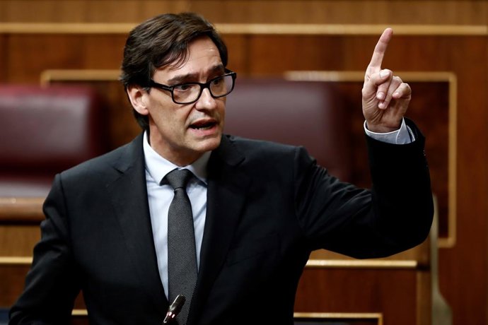 El ministre de Sanitat, Salvador Illa, durant un ple del Congrés