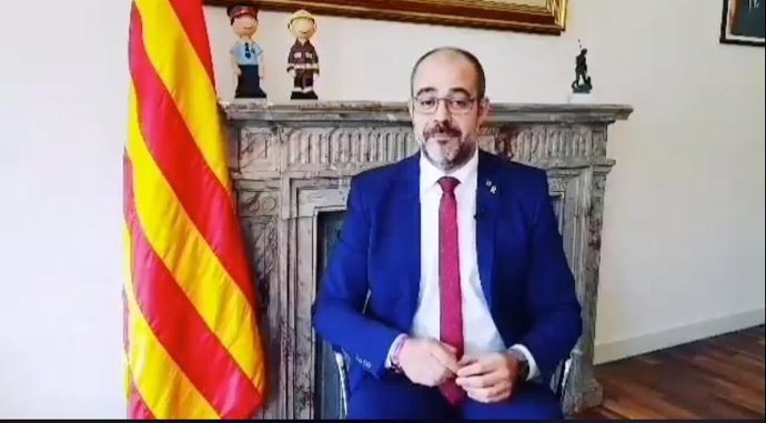 El conseller d'Interior, Miquel Buch, en una captura d'un vídeo que ha publicat en el seu perfil de Twitter