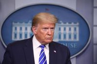 Trump se muestra "en desacuerdo" con Fauci y dice que EEUU "está haciendo un gran trabajo" con las pruebas