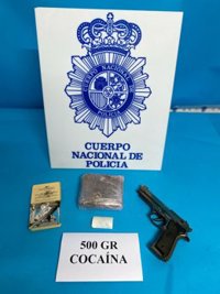 Tres detenidos en Linares (Jaén) con medio kilo de cocaína y una pistola simulada