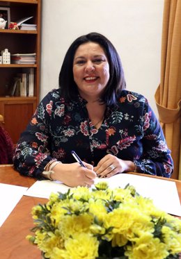 La vicepresidenta primera y delegada de Asistencia Económica a Municipios y Mancomunidades de la Diputación de Córdoba, Dolores Amo
