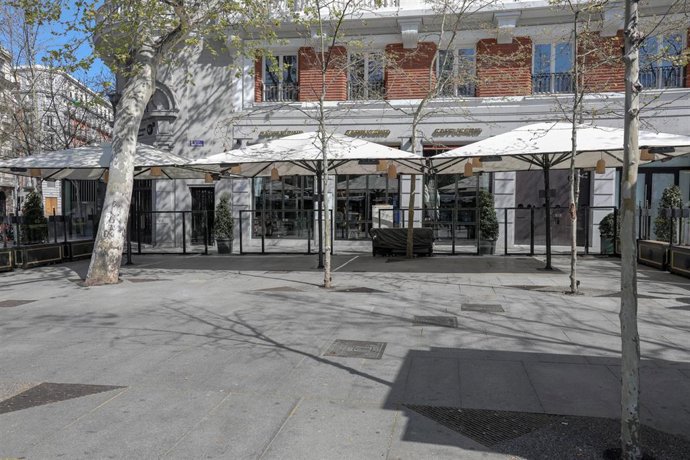 Terrazas clausuras en el centro de Madrid 