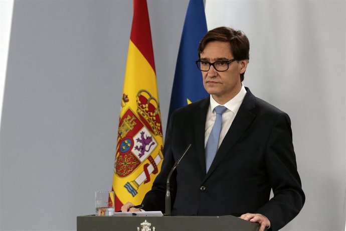 El ministro de Sanidad, Salvador Illa, durante una rueda de prensa un día después de que el Congreso de los Diputados haya aprobado la tercera prórroga del estado de alarma por la crisis del coronavirus, en Madrid (España) a 23 de abril de 2020.