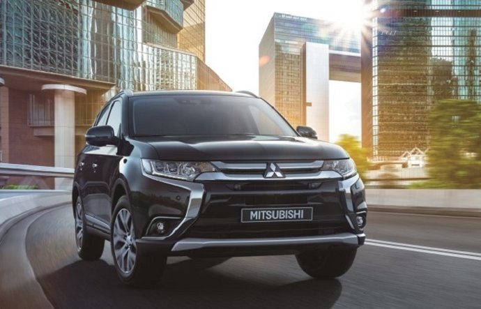 Mitsubishi Outlander.