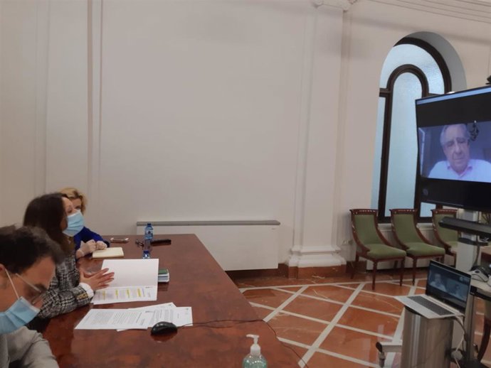 Videoconferencia entre la Junta y la UMA