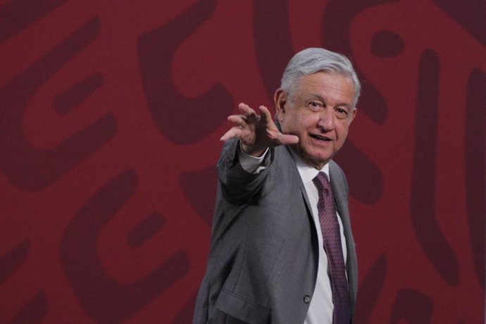 Economía.- López Obrador quiere encaminar a México hacia la autosuficiencia petr