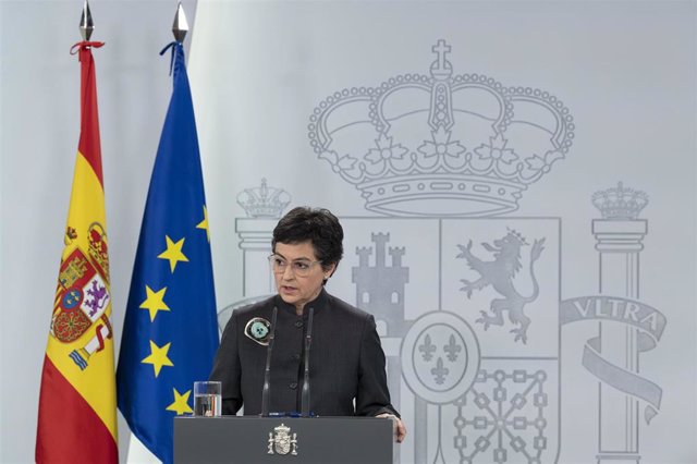 La ministra de Asuntos Exteriores, UE y Cooperación, Arancha González Laya, en rueda de prensa telemática en el Palacio de la Moncloa para informar del Consejo Europeo, el 23 de abril de 2020