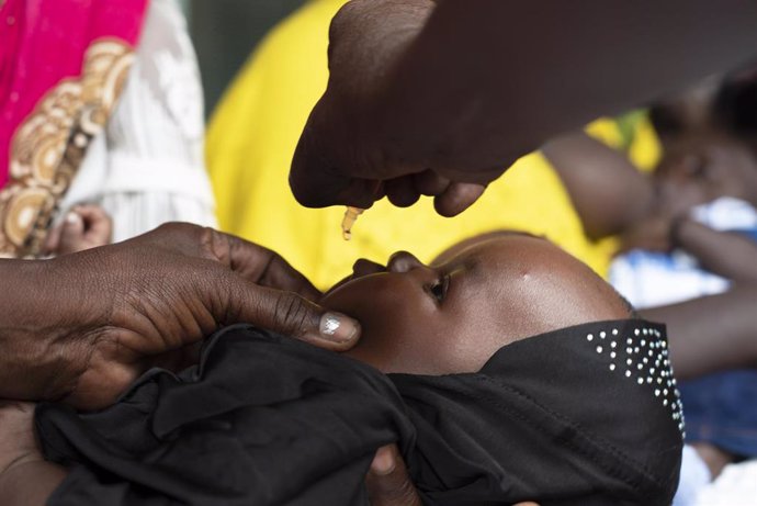 Vacunación oral contra la polio en Sudán del Sur.