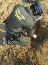 Neutralizan dos proyectiles de la Guerra Civil en Lopera y Marmolejo (Jaén), uno de ellos cerca de la A-4