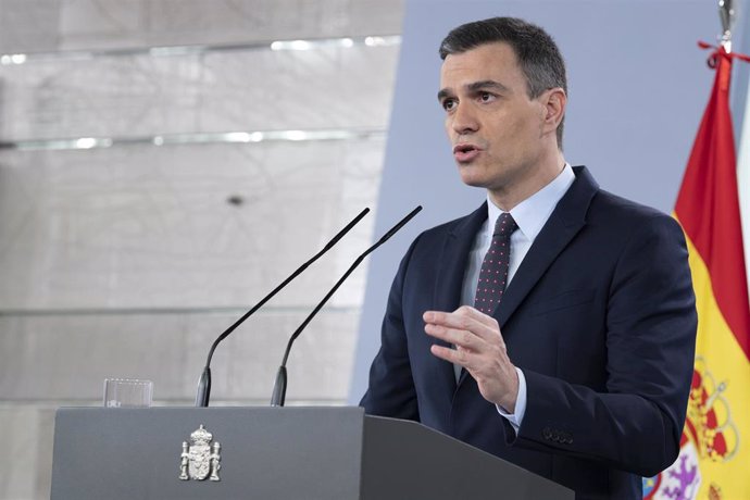 El presidente del Gobierno, Pedro Sánchez, durante la comparecencia para informar sobre el Covid-19. En Madrid, (España), a 18 de abril de 2020.