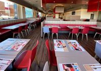 Madrid pauta para la desescalada poner mamparas protectoras en restaurantes y horarios restringidos en comercio