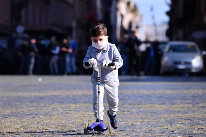 Coronavirus.- Italia constata una drástica reducción del número de muertes diari