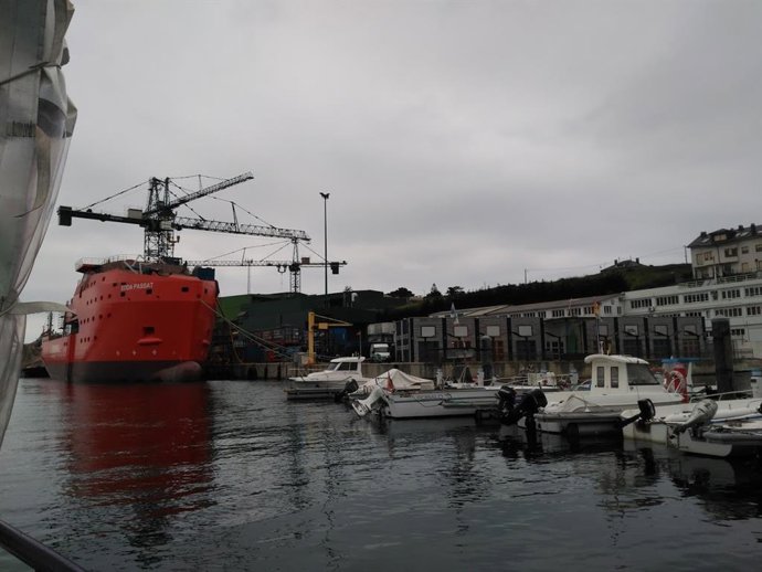 Astillero Gondán en la Ría del Eo.