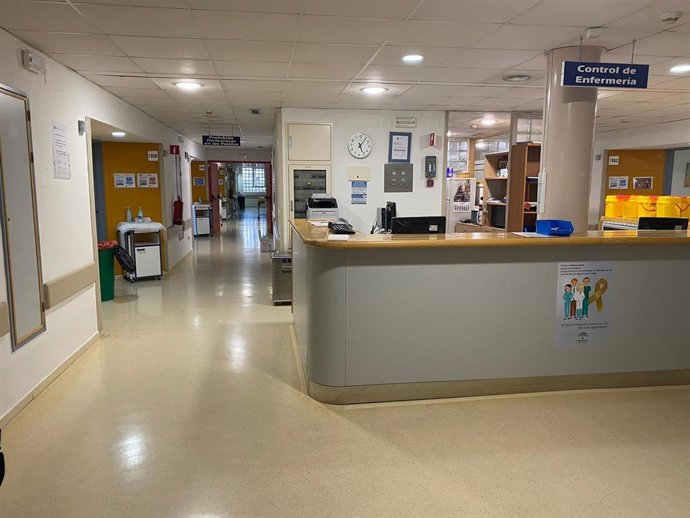 Control de Enfermería del Hospital Reina Sofía, en Córdoba capital, el municipio con mayor número de positivos por Covid-19.