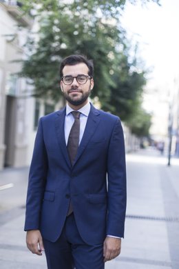 El diputado provincial de Hacienda de la Diputación de Almería, Álvaro Izquierdo