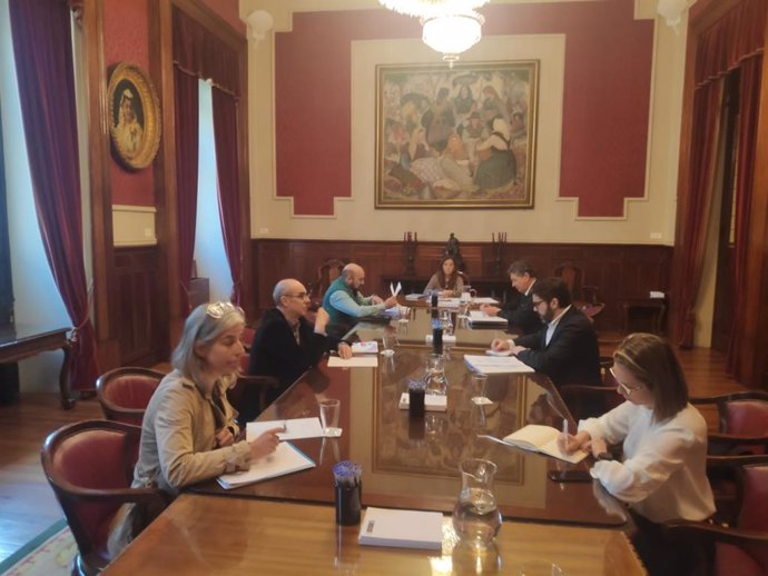 La Junta de Gobierno del Ayuntamiento de A Coruña levanta la suspensión de los plazos administrativos de contratación