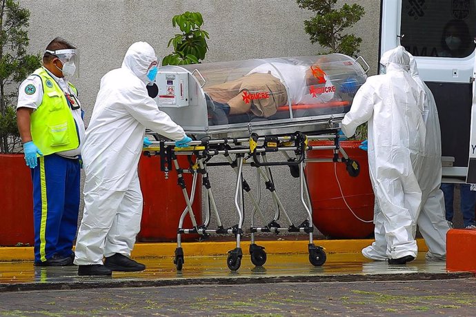 Traslado de un paciente de coronavirus en Ciudad de México