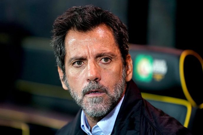 El entrenador español Quique Sánchez Flores