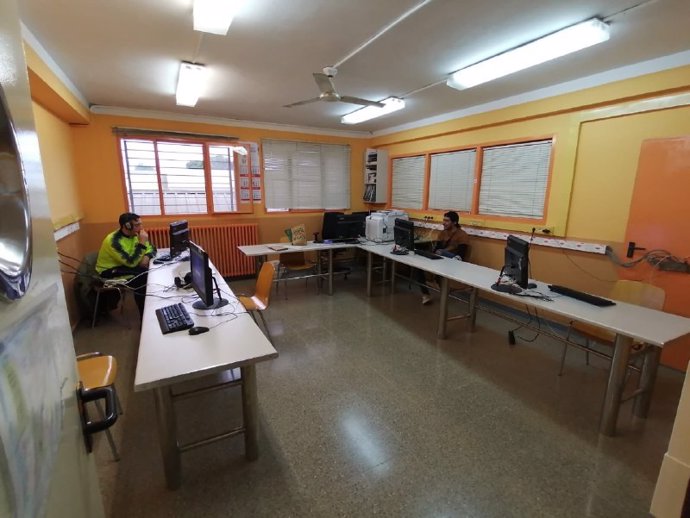 Els presos poden usar els ordinadors de la presó per fer videollamadas a Catalunya.