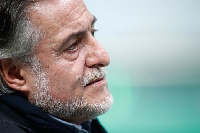 Fútbol.- Pepu Hernández recuerda a Robinson como una "voz inolvidable del fútbol