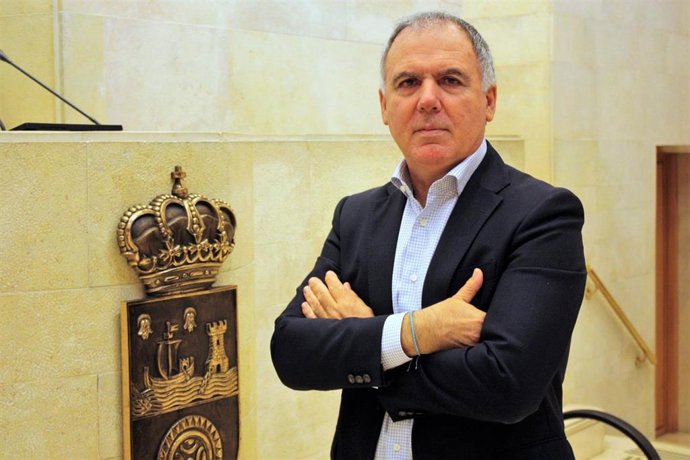 El diputado del PP en el Parlamento de Cantabria Lorenzo Vidal de la Peña