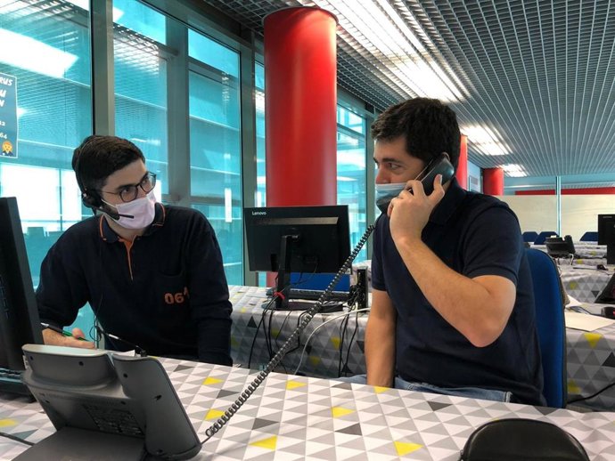 Jesús García Sanjuán participa en una iniciativa de los jugadores veteranos del Real Zaragoza para colaborar con el 061 haciendo llamadas a pacientes de COVID-19.