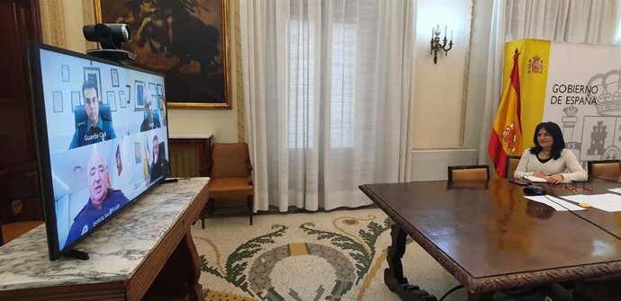 La subdelegada del Gobierno en Granada reunida con distintos mandos policiales