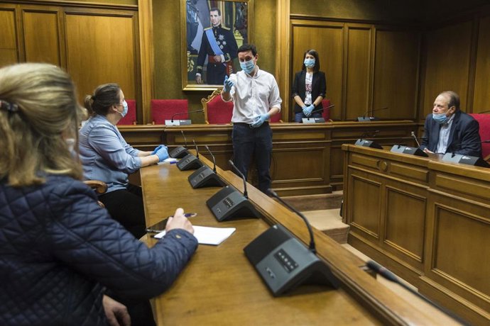 Reunión de Diputación para coordinar con el Banco de Alimentos y Asempal las ayudas del `Programa Contigo para los más vulnerables