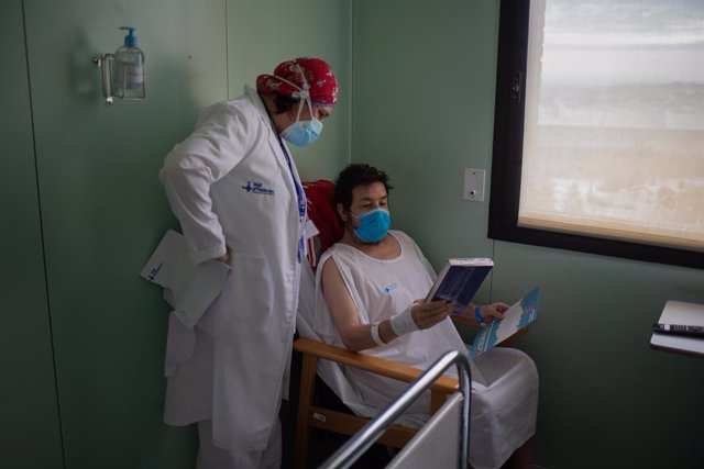 Un pacient de l'Hospital Vall d'Hebron. A Barcelona, Catalunya, (Espanya), a 23 d'abril de 2020.