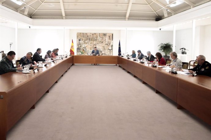El president del Govern central, Pedro Sánchez, presideix la reunió del Comit Tcnic de Gestió de la Covid-19, al palau de La Moncloa, Madrid (Espanya) 27 d'abril del 2020.