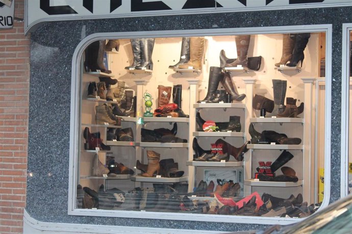 ZAPATERÍA, ZAPATOS, COMERCIO, GUADALAJARA