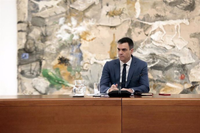 El presidente del Gobierno, Pedro Sánchez, preside la reunión del Comité Técnico de Gestión del Covid-19, en el Palacio de la Moncloa, en Madrid (España) a 27 de abril de 2020.