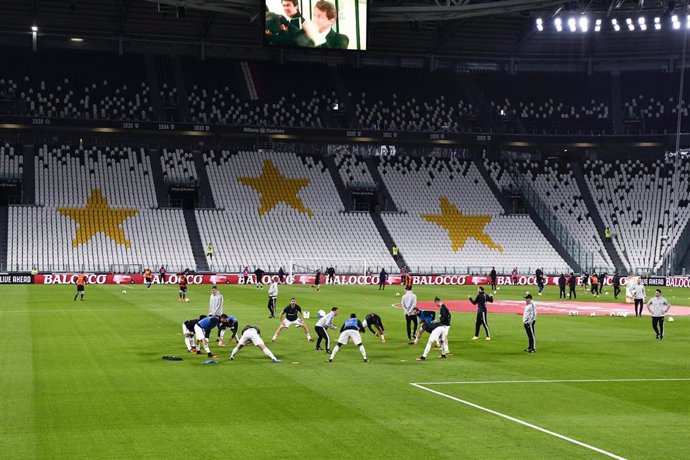 Jugadores entrenando en el Juventus Stadium