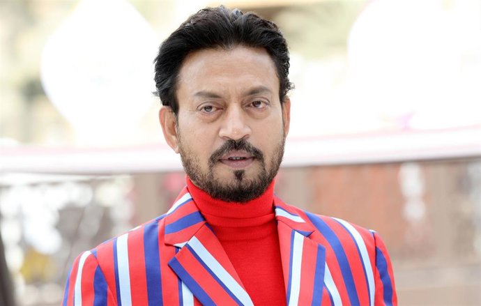 Irrfan Khan Attends A Photocall On Day Three Of The 14Th Annual Dubai International Film Festival