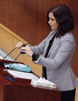 La presidenta de la Comunidad de Madrid, Isabel Díaz Ayuso, durante su intervención en el pleno en la Asamblea de Madrid 