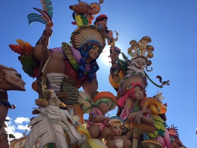 Imagen de una falla de Valncia. 
