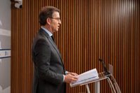 Feijóo defiende que las elecciones gallegas se celebren "en el momento de mayor certidumbre sanitaria"