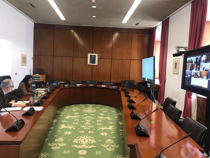 Reunión de la Mesa del Parlamento y Junta de Portavoces.