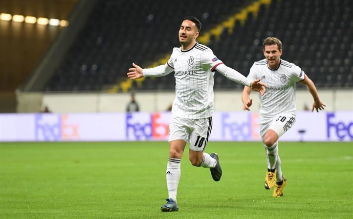 Los jugadores del Basilea celebran un gol