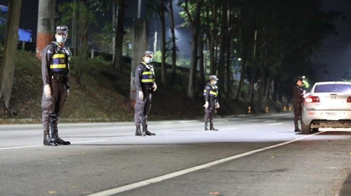 Agentes de la Policía de El Salvador