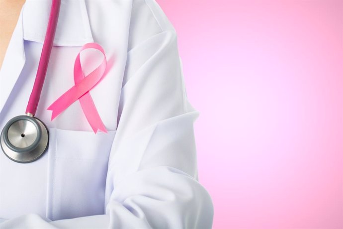Investigadores españoles desarrollan una nueva terapia para el cáncer de mama HE