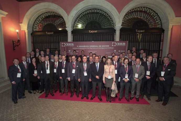 Coronavirus.-Socios de Cesur protagonizan un centenar de acciones solidarias com