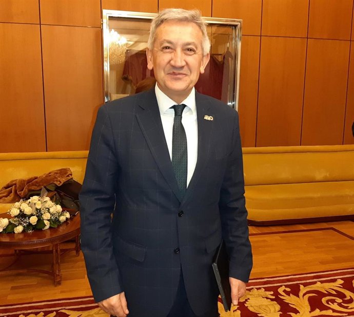 Santiago García Granda, rector de la Universidad de Oviedo