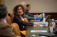 Montero cifra en 136.000 millones el impacto de medidas para reforzar la liquidez de pymes y autónomos