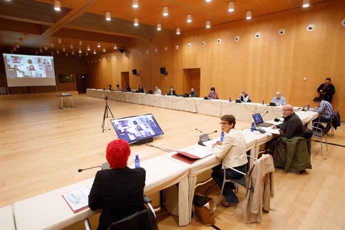 Reunión de la Comisión para la Transición en Navarra