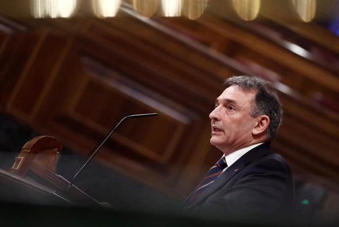 El portavoz de IU en el Congreso, Enrique Santiago, 