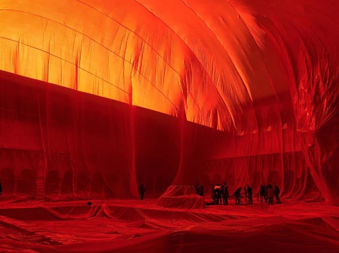 Localización acondicionada con una de las instalaciones hinchables de Penique Productions